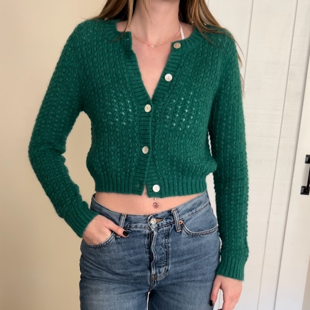 Aritzia Wilfred Free Green Cropped Cardigan Sweater